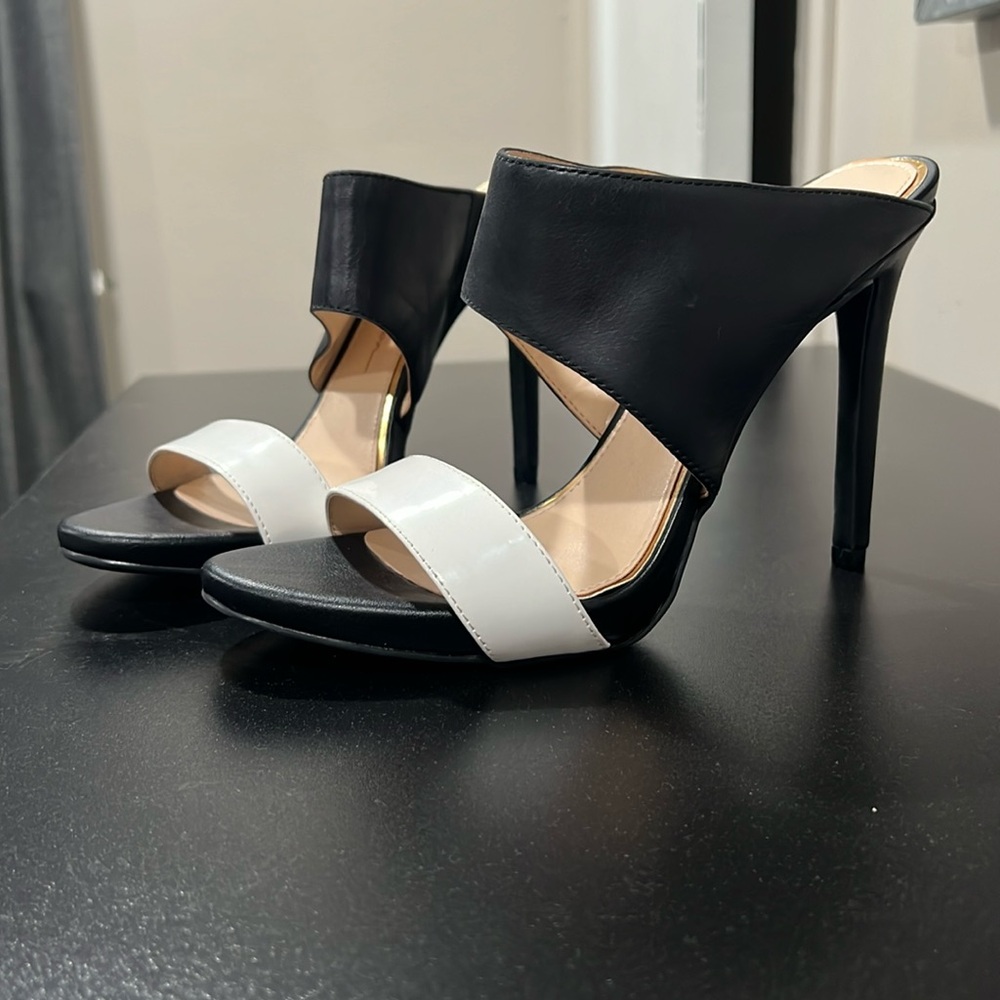 Jessica Simpson Romy Two Piece Mules
